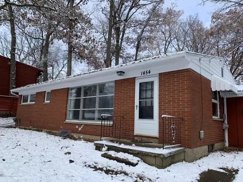 1454 Biscayne Way, Haslett, MI 48840 photo 2