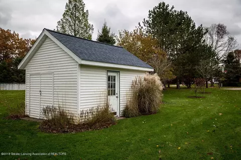 9701 Missaukee Ln, Haslett, MI 48840 photo 32