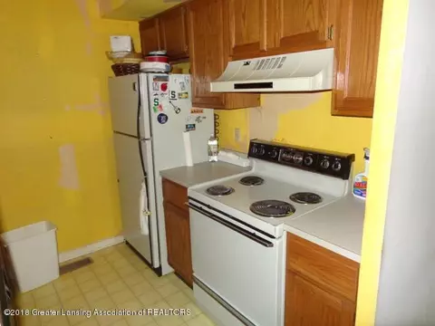 131 E Jolly Rd #E5, Lansing, MI 48910 photo 9