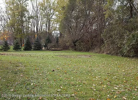 400 Williams St, Perry, MI 48872 photo 3