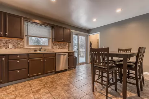 1503 Bennett Rd, Lansing, MI 48906 photo 5