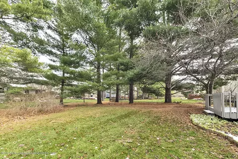 2542 Capeside Dr, Okemos, MI 48864 photo 23