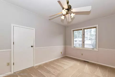 2542 Capeside Dr, Okemos, MI 48864 photo 18