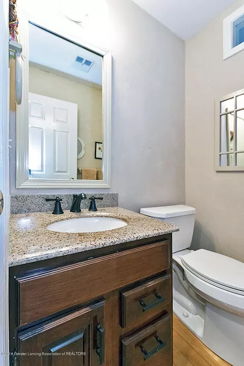 2542 Capeside Dr, Okemos, MI 48864 photo 13
