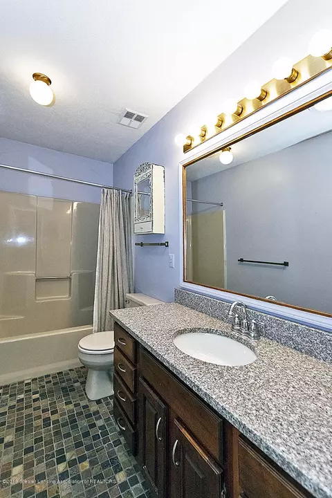 2542 Capeside Dr, Okemos, MI 48864 photo 19