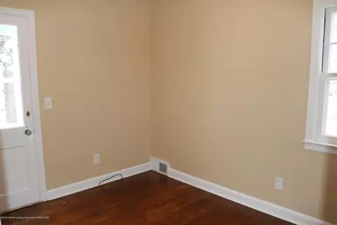 2116 Alpha St, Lansing, MI 48910 photo 9