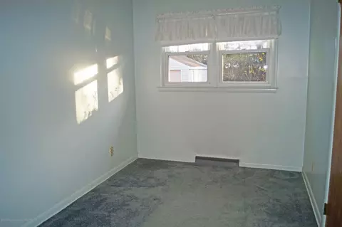2811 Harwick Dr, Lansing, MI 48917 photo 9