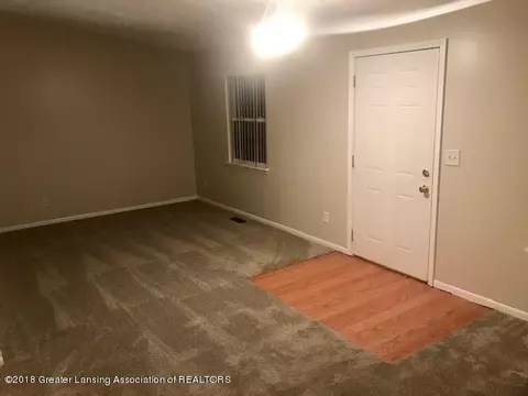 4325 Gull Rd, Lansing, MI 48917 photo 8