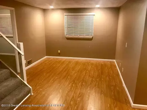 4325 Gull Rd, Lansing, MI 48917 photo 17