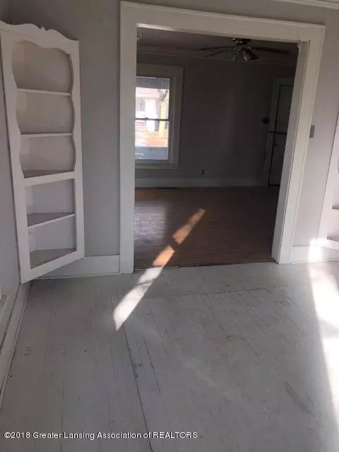 1130 E Malcolm X St, Lansing, MI 48912 photo 6