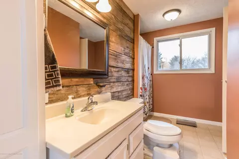 8403 Loomis Rd, Dewitt, MI 48820 photo 18