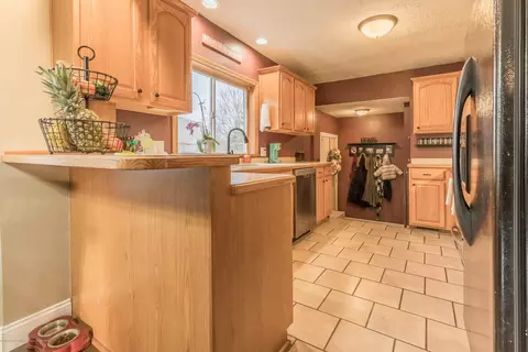 8403 Loomis Rd, Dewitt, MI 48820 photo 10