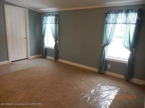 212 E Howe Ave, Lansing, MI 48906 photo 15