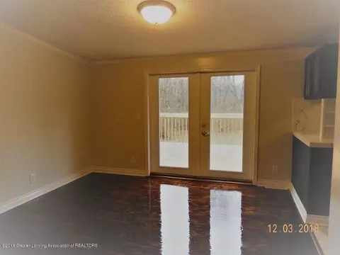 212 E Howe Ave, Lansing, MI 48906 photo 11