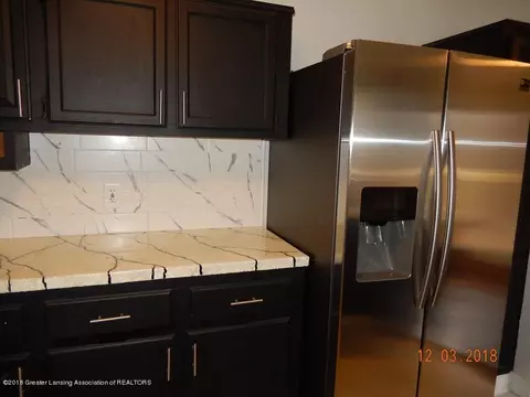 212 E Howe Ave, Lansing, MI 48906 photo 13
