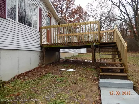 212 E Howe Ave, Lansing, MI 48906 photo 4