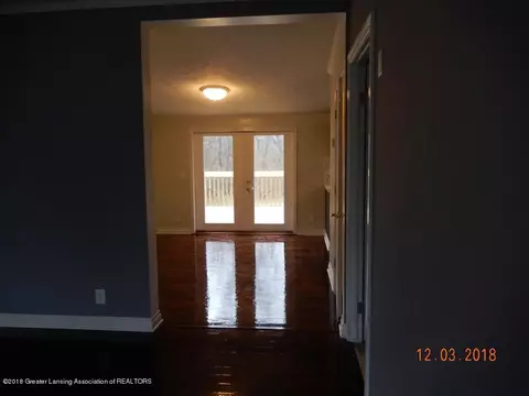 212 E Howe Ave, Lansing, MI 48906 photo 10