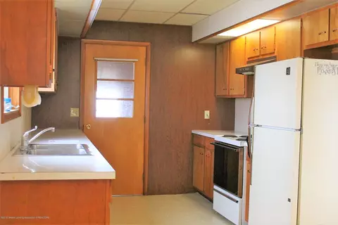 1096 E Johnson Rd, Ithaca, MI 48847 photo 6