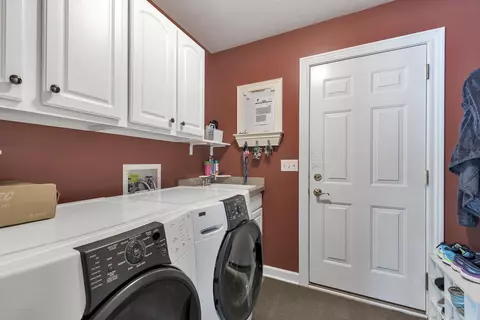 1560 Sanborn Dr, Dewitt, MI 48820 photo 24