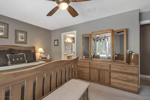 1560 Sanborn Dr, Dewitt, MI 48820 photo 18