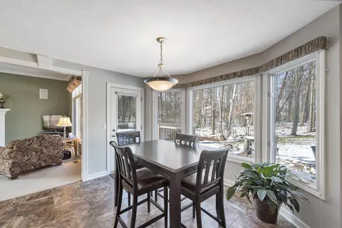 1560 Sanborn Dr, Dewitt, MI 48820 photo 11