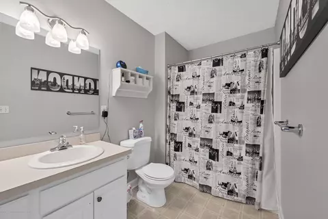 1560 Sanborn Dr, Dewitt, MI 48820 photo 32