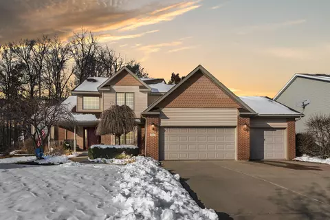 1560 Sanborn Dr, Dewitt, MI 48820 photo 1