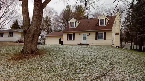 1221 Longspur Dr, Dewitt, MI 48820 photo 6