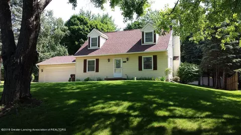 1221 Longspur Dr, Dewitt, MI 48820 photo 1