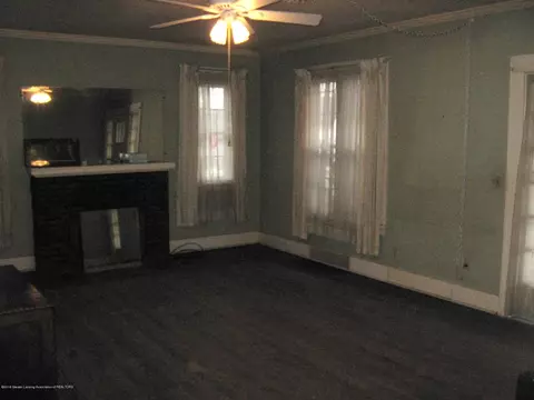 521 E Scott St, Grand Ledge, MI 48837 photo 6