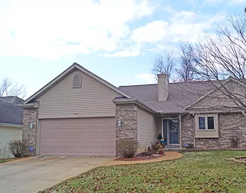 438 White Pine Blvd, Lansing, MI 48917 photo 1