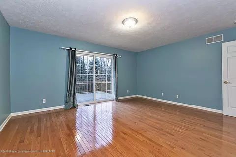 323 Split Rail Rdg, Williamston, MI 48895 photo 13