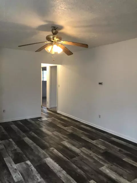 2059 Phillips Ave, Holt, MI 48842 photo 4