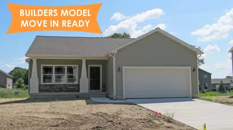 8566 Jacaranda Dr, Dimondale, MI 48821 photo 1
