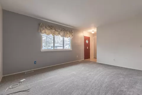 4100 Thackin Dr, Lansing, MI 48911 photo 4