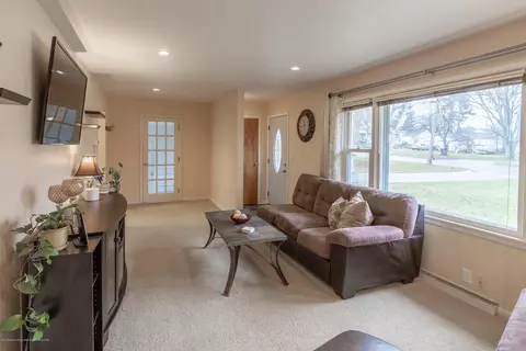 2921 Webster Rd, Lansing, MI 48906 photo 16
