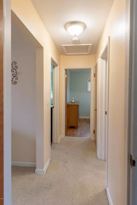 2921 Webster Rd, Lansing, MI 48906 photo 36