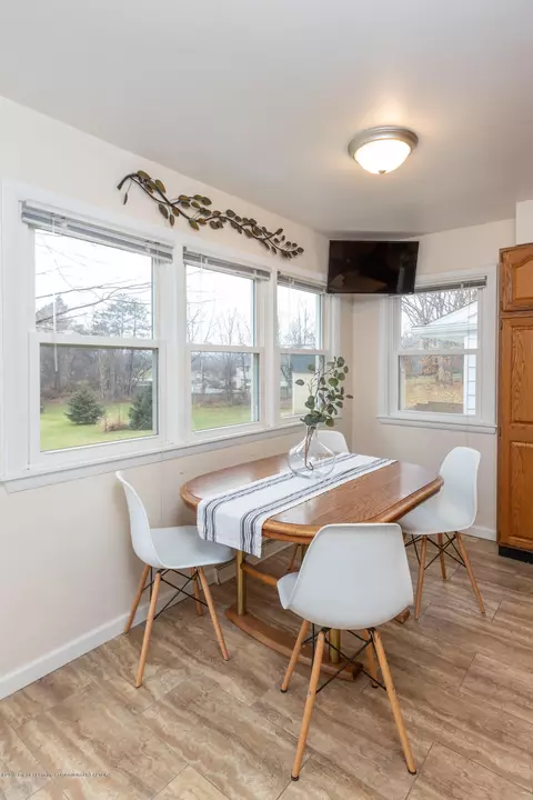 2921 Webster Rd, Lansing, MI 48906 photo 25