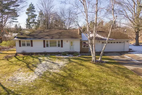 2921 Webster Rd, Lansing, MI 48906 photo 48
