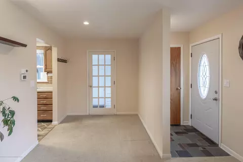 2921 Webster Rd, Lansing, MI 48906 photo 17