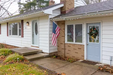 2921 Webster Rd, Lansing, MI 48906 photo 5