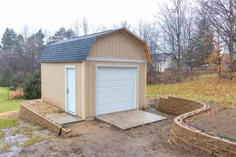 2921 Webster Rd, Lansing, MI 48906 photo 7