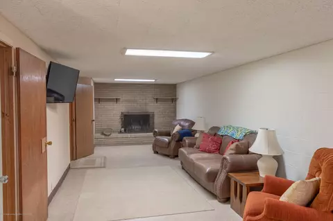 2921 Webster Rd, Lansing, MI 48906 photo 43