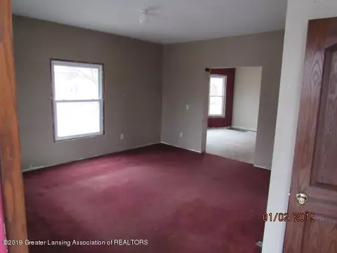 213 E Pine St, Elsie, MI 48831 photo 5