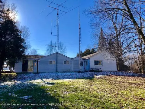 5061 E Clark Rd, Bath, MI 48808 photo 17
