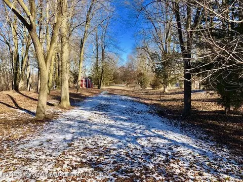 5061 E Clark Rd, Bath, MI 48808 photo 20