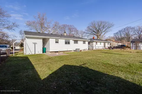 200 E Syringa Dr, Lansing, MI 48910 photo 30