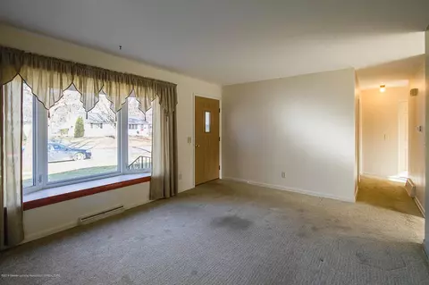200 E Syringa Dr, Lansing, MI 48910 photo 6