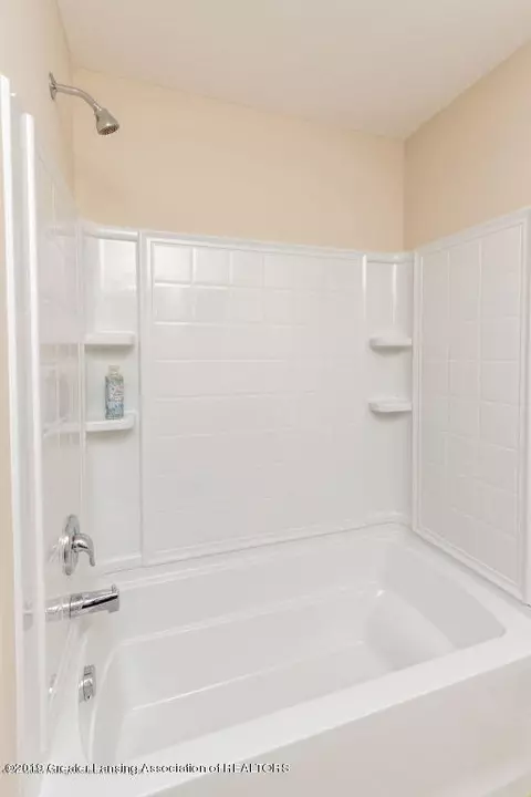 16943 Willowbrook Dr, Haslett, MI 48840 photo 38
