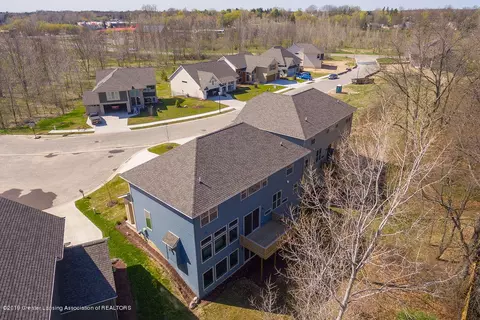 16943 Willowbrook Dr, Haslett, MI 48840 photo 51